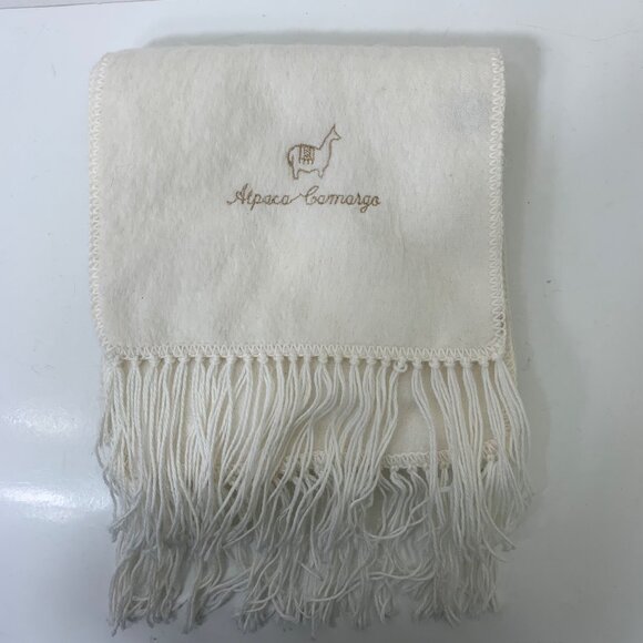 Alpaca Carmago Rectangle Fringe Scarf White - Picture 6 of 7